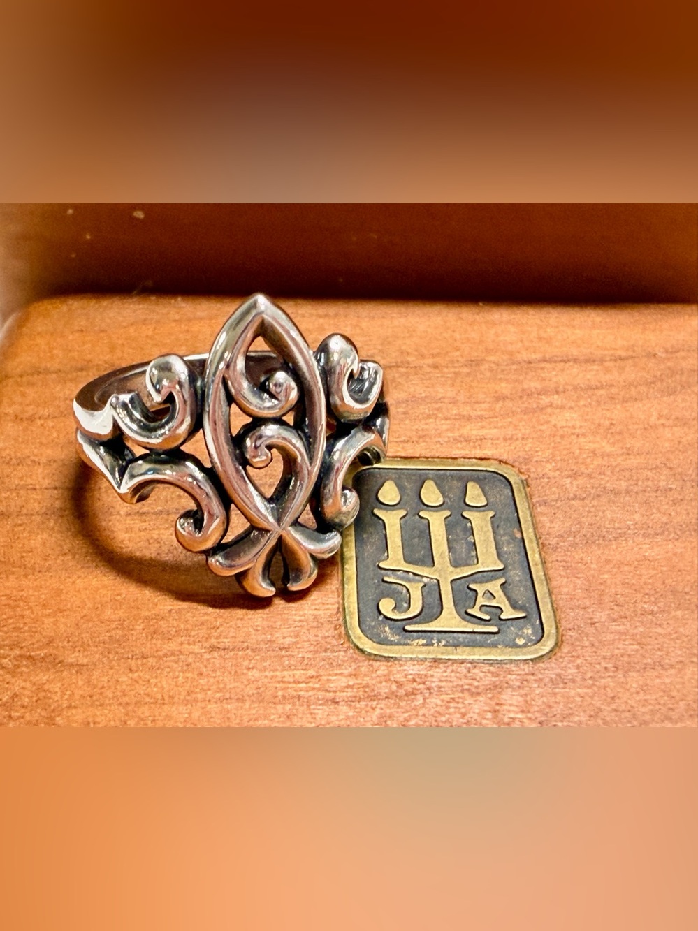 Retired James Avery Sterling Silver Scroll Ring